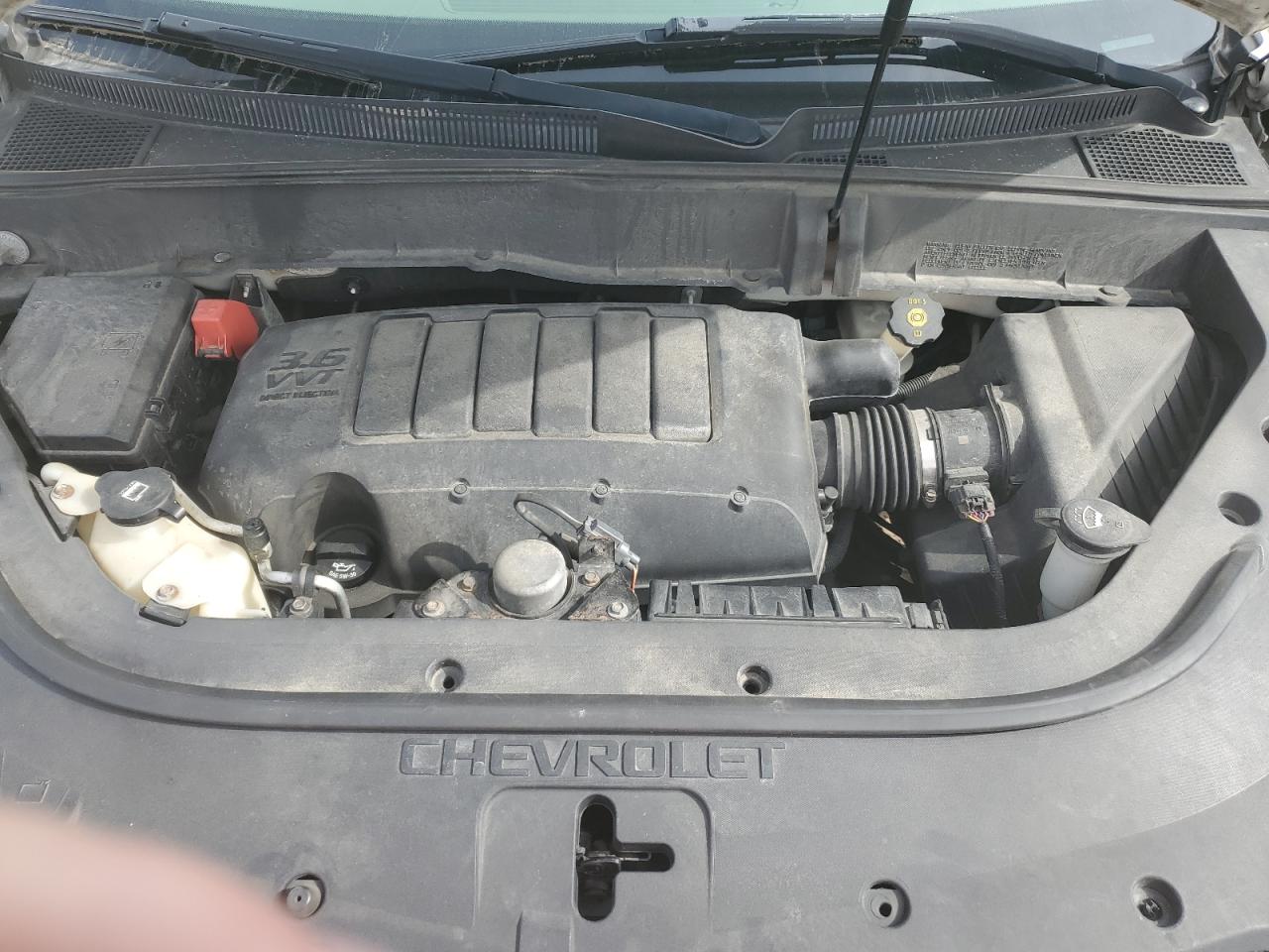 CHEVROLET TRAVERSE LS