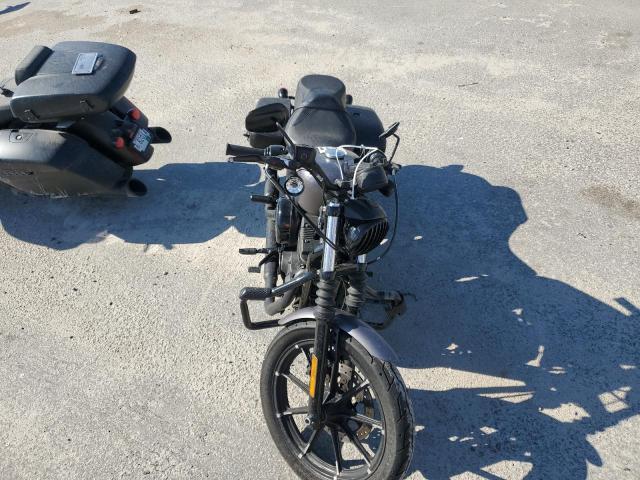 2017 HARLEY-DAVIDSON XL883 IRON 1HD4LE214HC406948