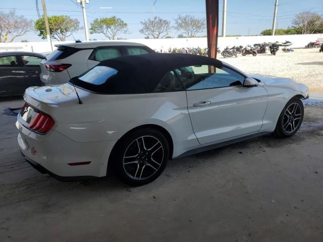 2018 FORD MUSTANG 1FATP8UH2J5111005
