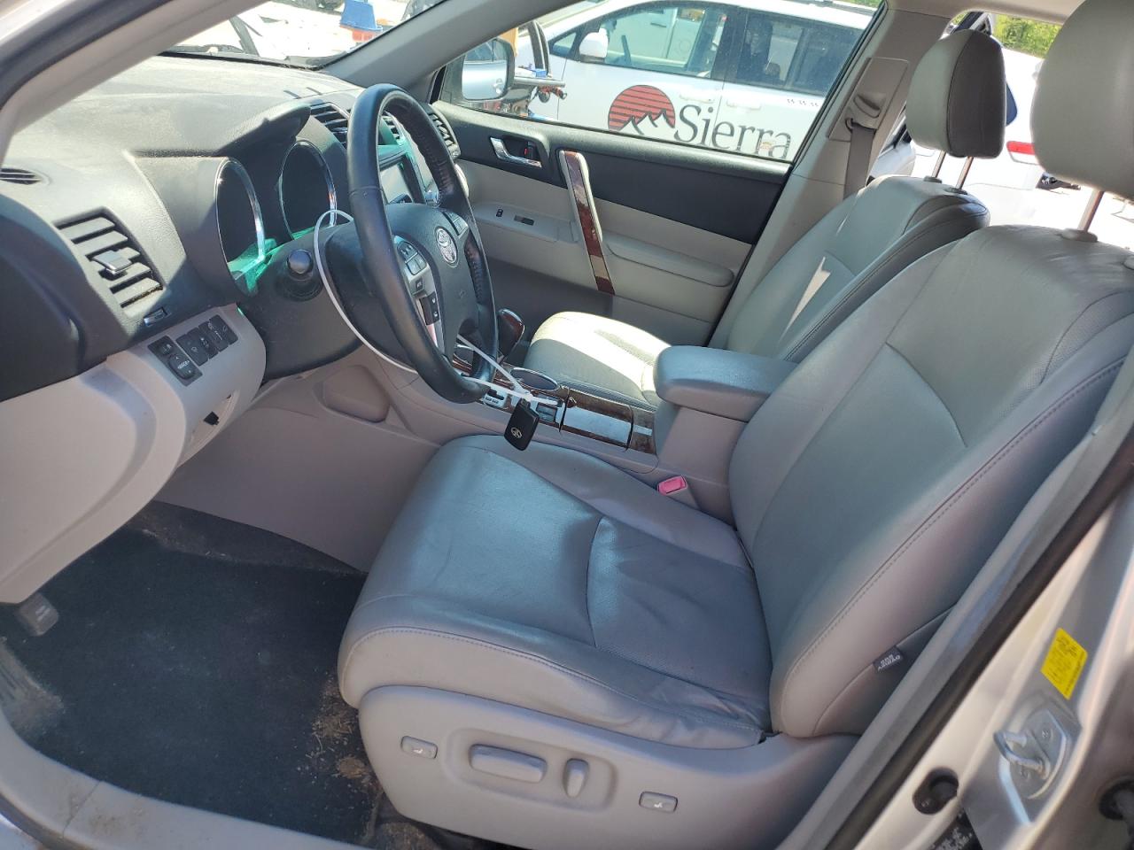 TOYOTA HIGHLANDER HYBRID LIMITED