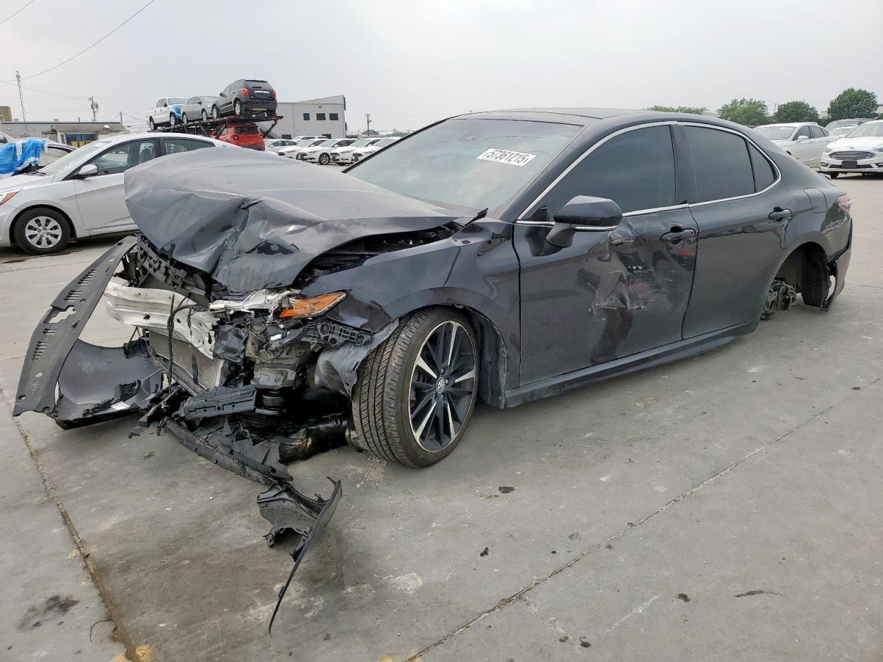 TOYOTA CAMRY XSE