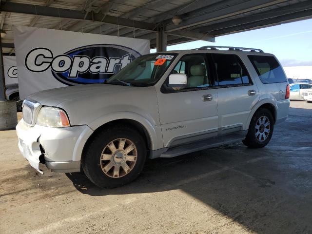 LINCOLN NAVIGATOR 2004 white  gas 5LMFU28R34LJ41588 photo #1