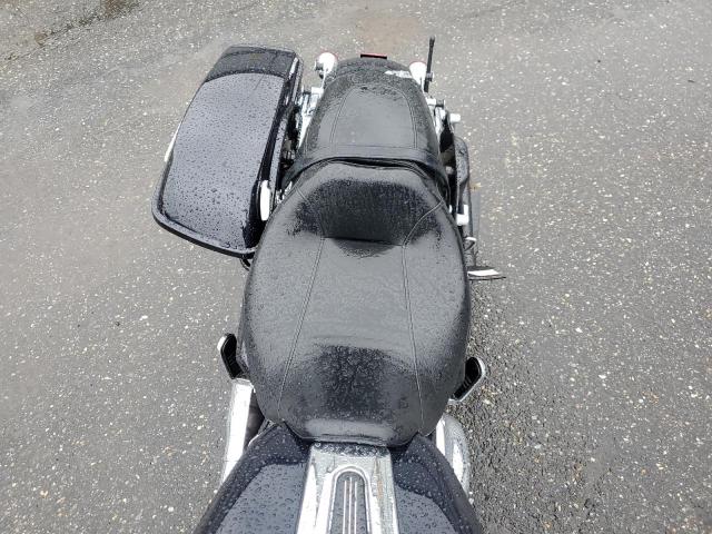 2020 HARLEY-DAVIDSON FLHX 1HD1KBC17LB600424