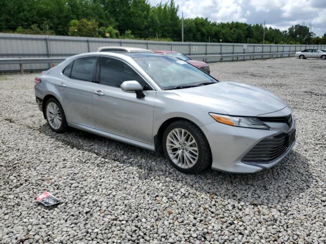 Vin: 4t1b11hk6ju049677, lot: 58195895, toyota camry l 20184
