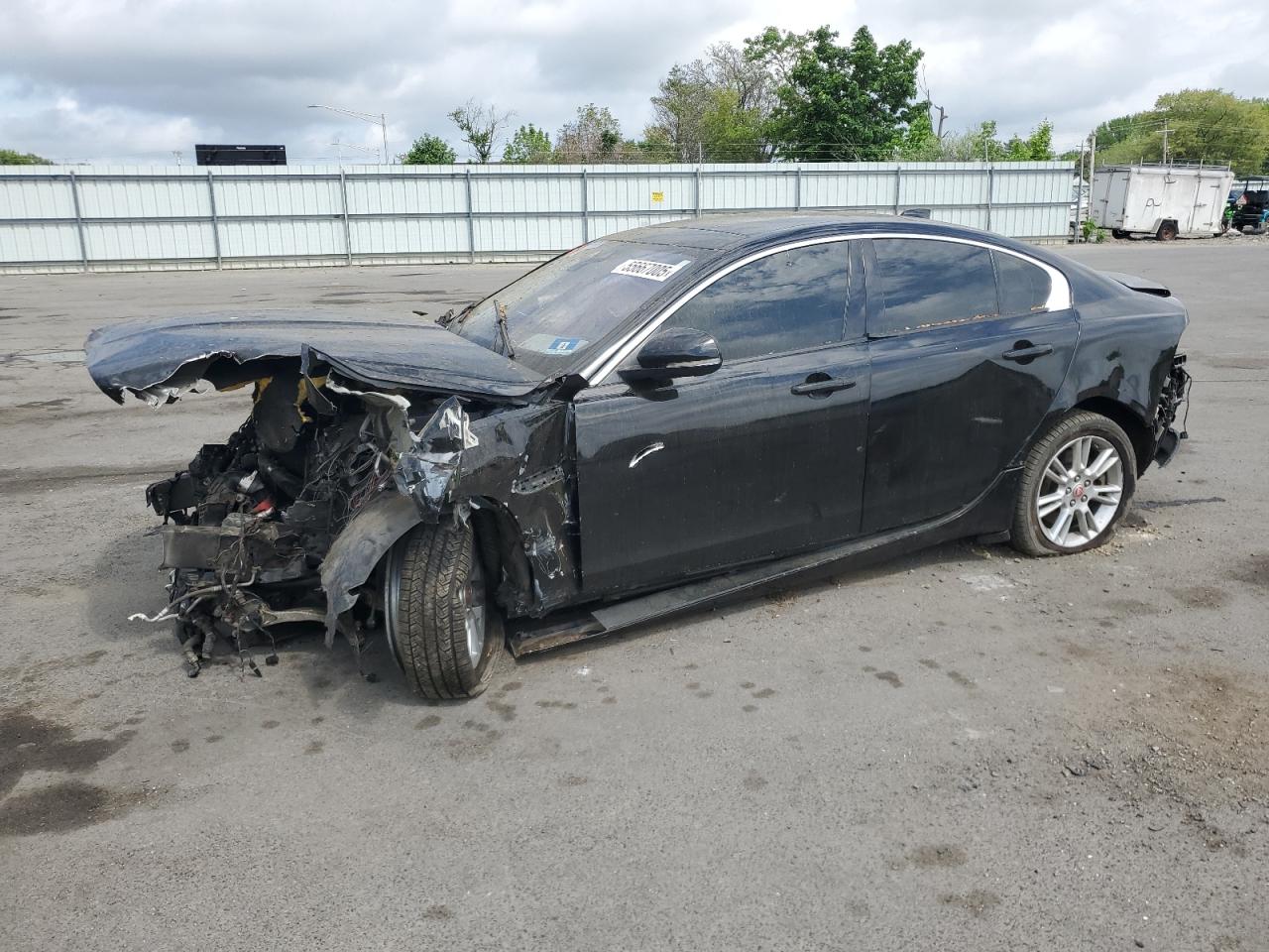 JAGUAR XE PREMIUM