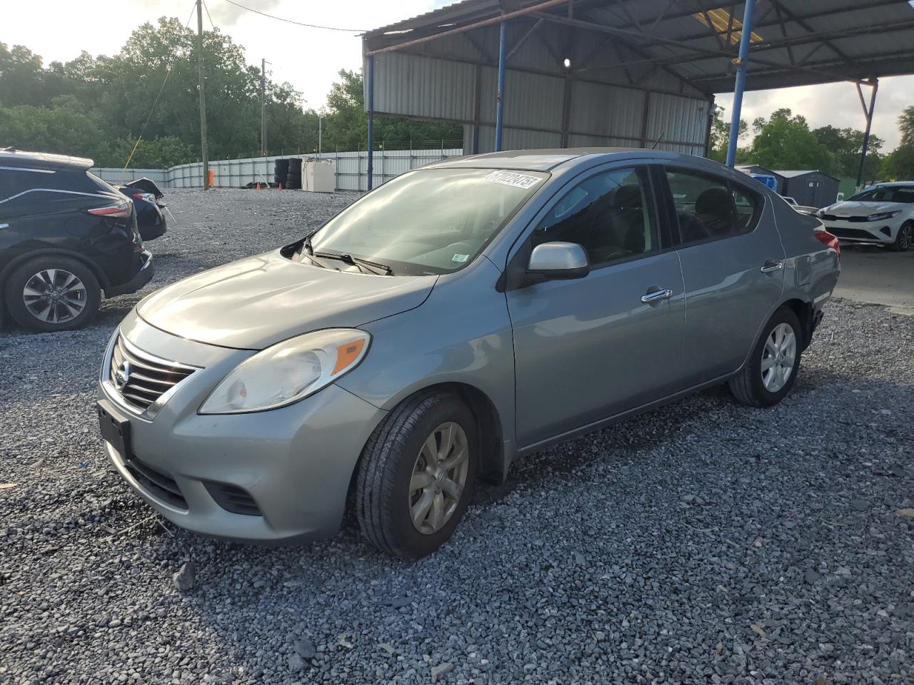 NISSAN VERSA S
