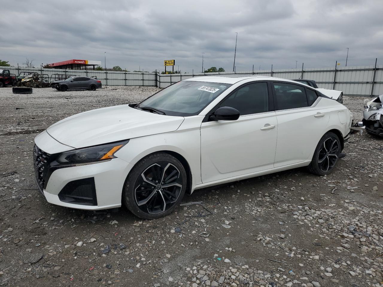 NISSAN ALTIMA SR