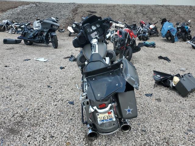 2018 HARLEY-DAVIDSON FLHX STREET GLIDE 1HD1KBC19JB662243
