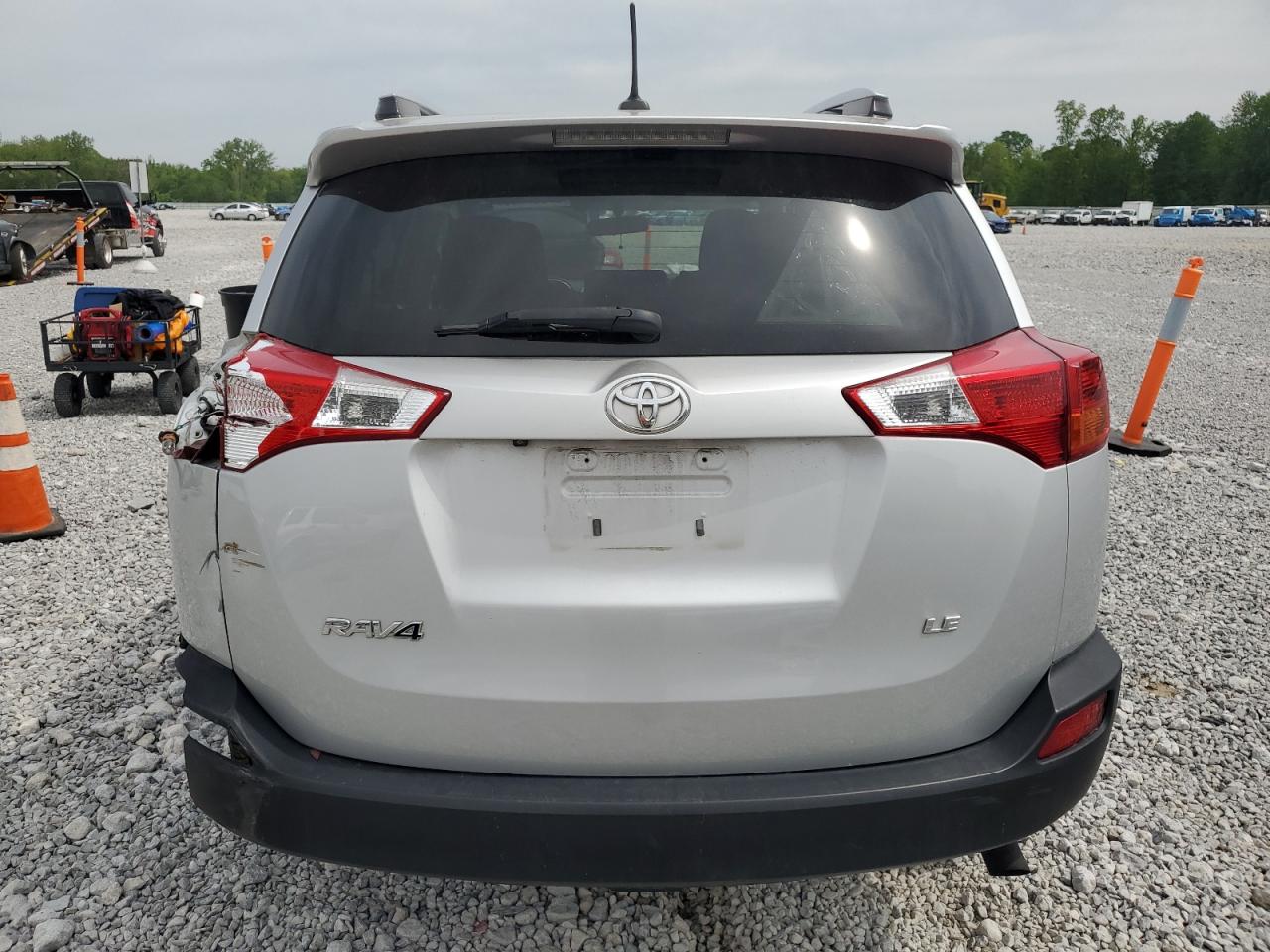 TOYOTA RAV4 LE