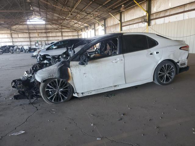 Vin: jtnb11hk0j3037773, lot: 57792585, toyota camry l 2018 img_1
