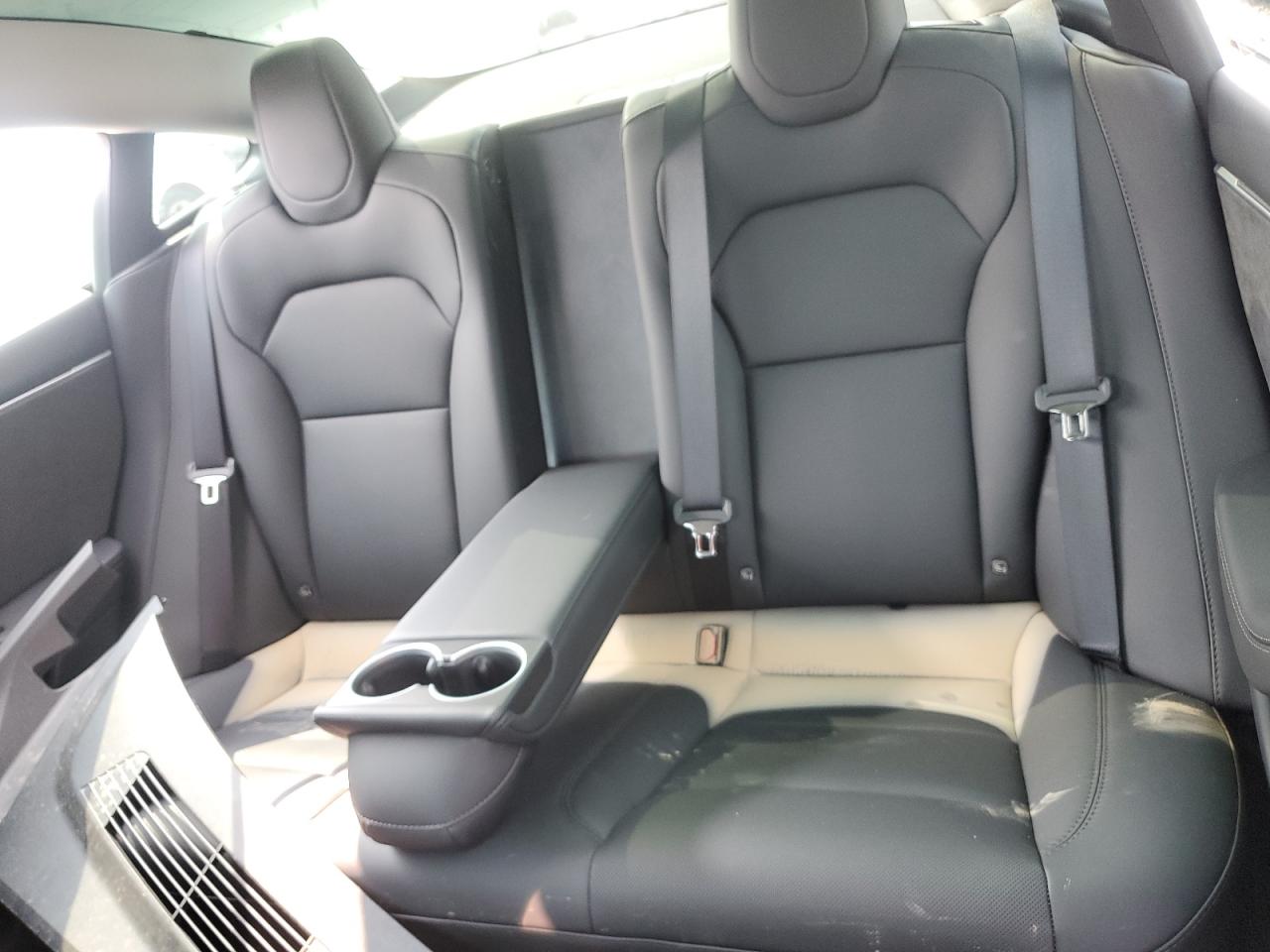 Tesla Model 3 2025