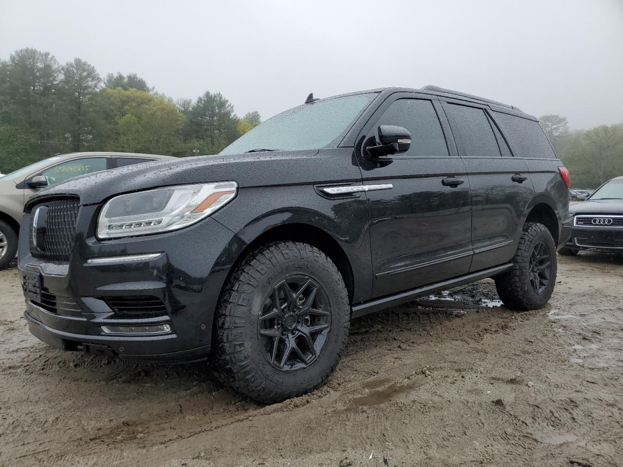 LINCOLN NAVIGATOR RESERVE