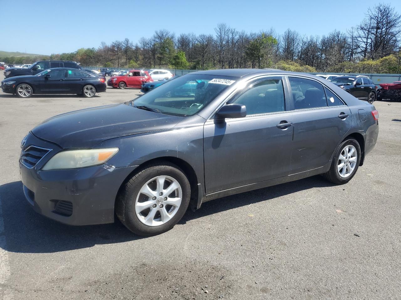 TOYOTA CAMRY BASE
