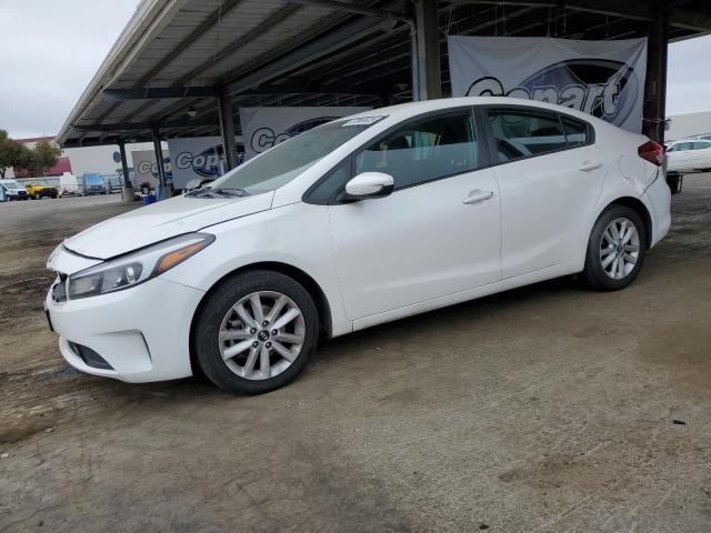 Vin: 3kpfl4a7xhe048158, lot: 57889935, kia forte lx 2017 img_1