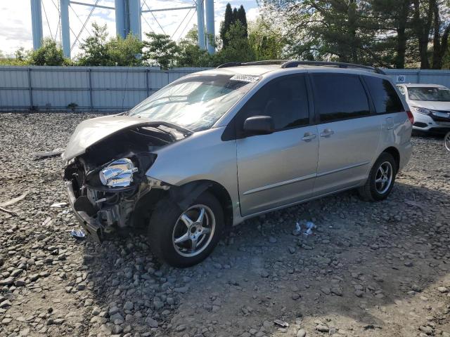 TOYOTA SIENNA CE