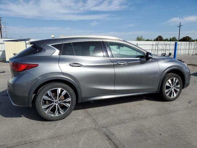 2018 INFINITI QX30 BASE SJKCH5CR9JA056086