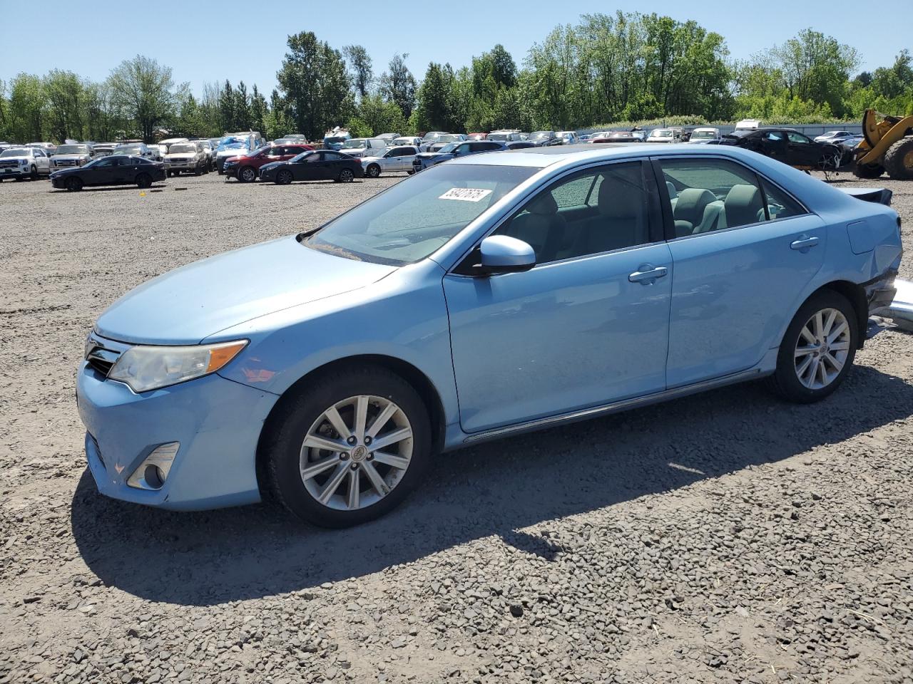 TOYOTA CAMRY BASE