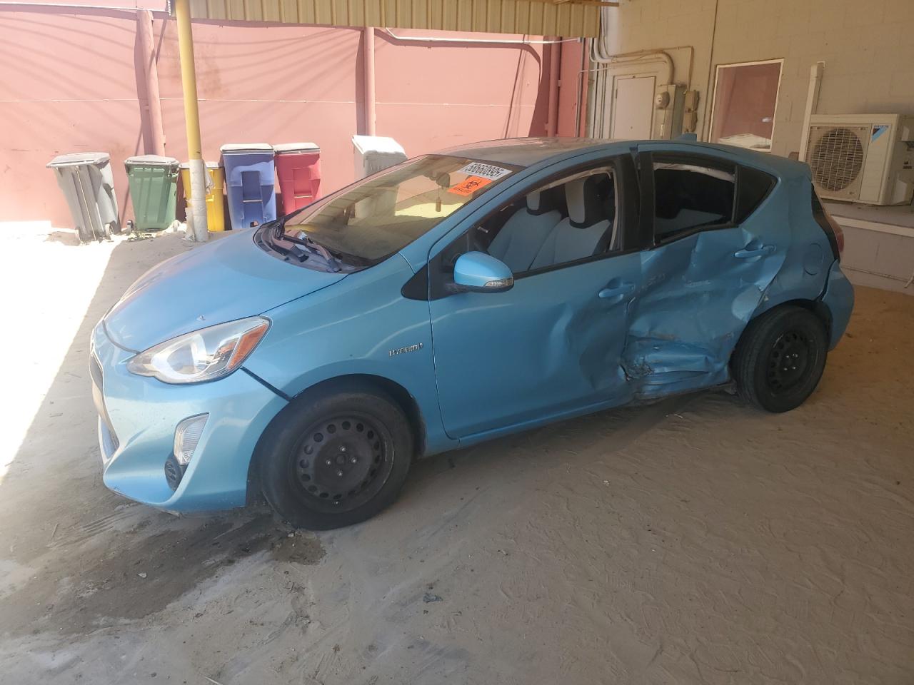 TOYOTA PRIUS C