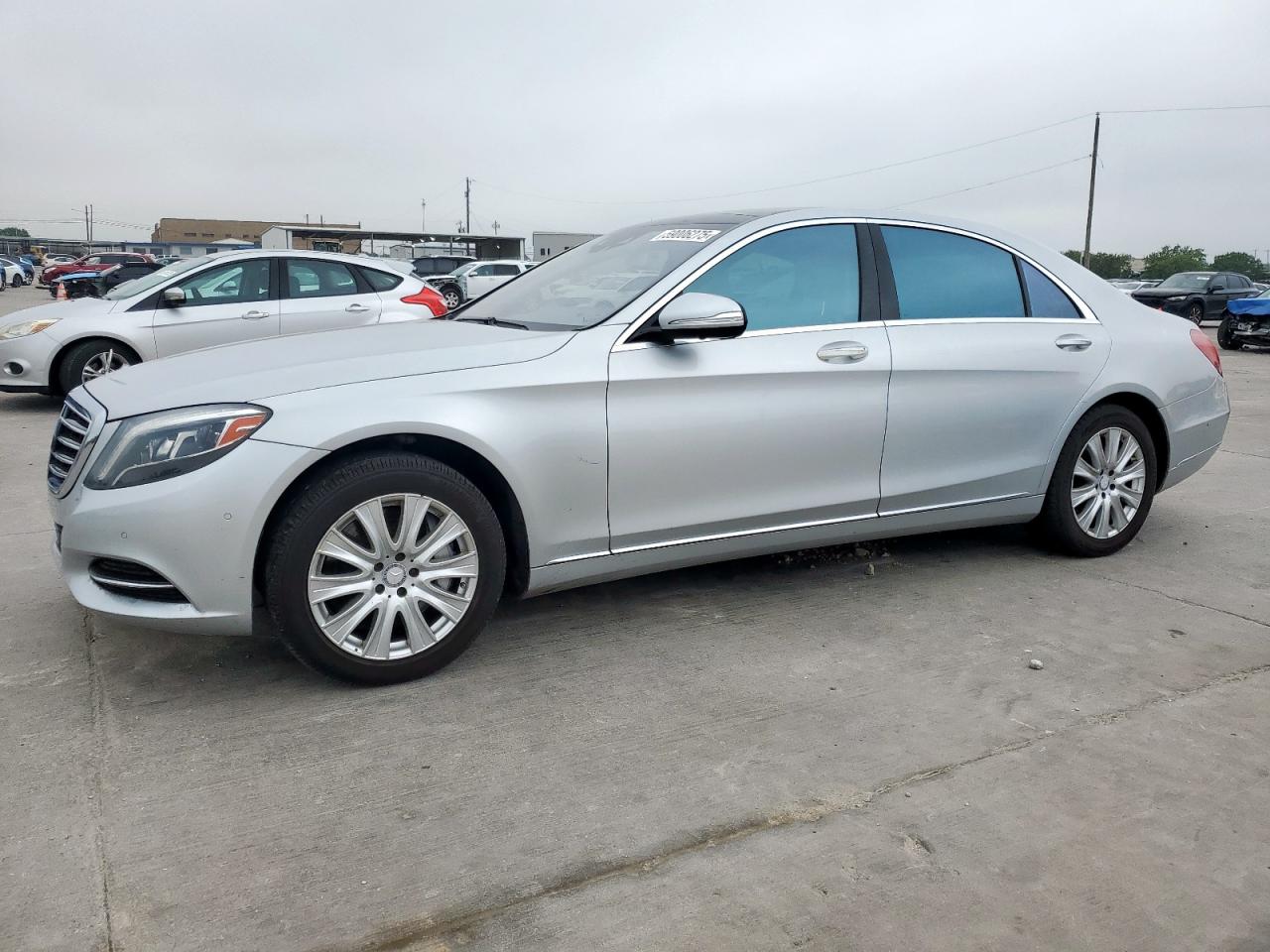 MERCEDES-BENZ S-CLASS 550