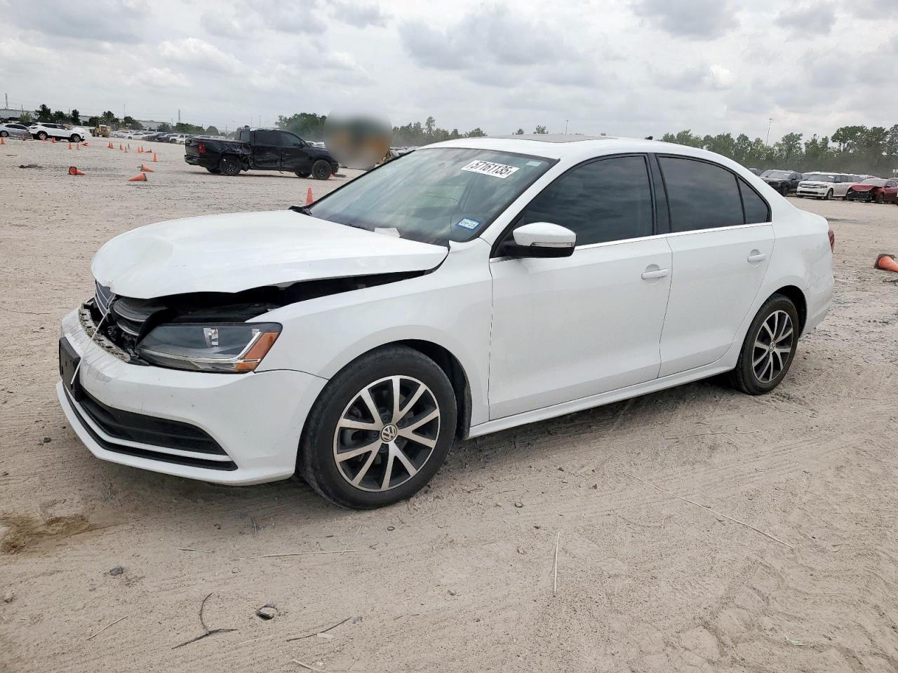 VOLKSWAGEN JETTA SE