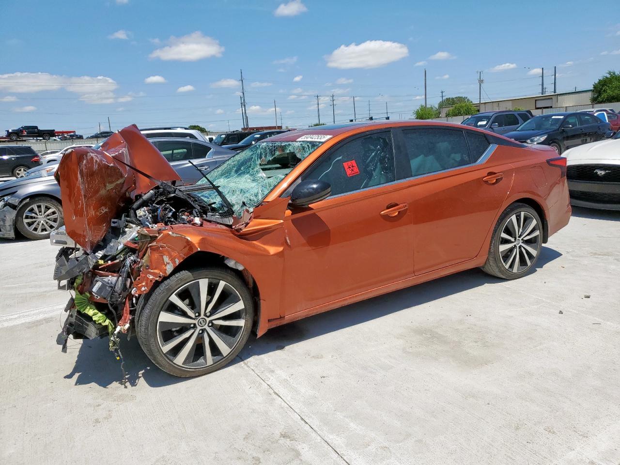 NISSAN ALTIMA SR