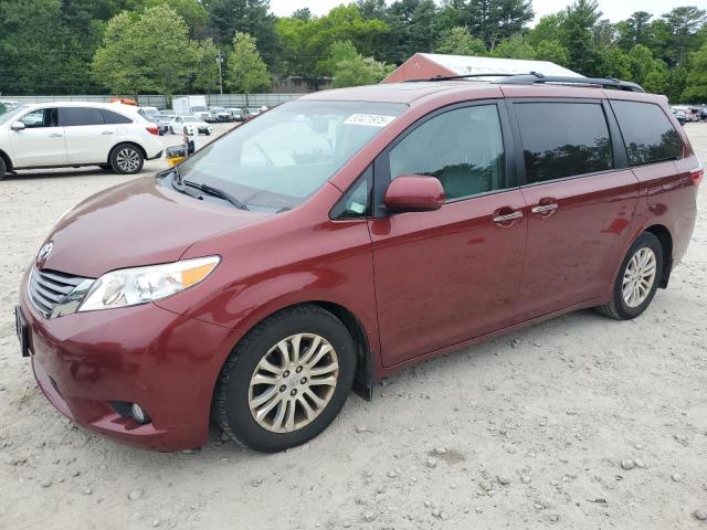 TOYOTA SIENNA XLE