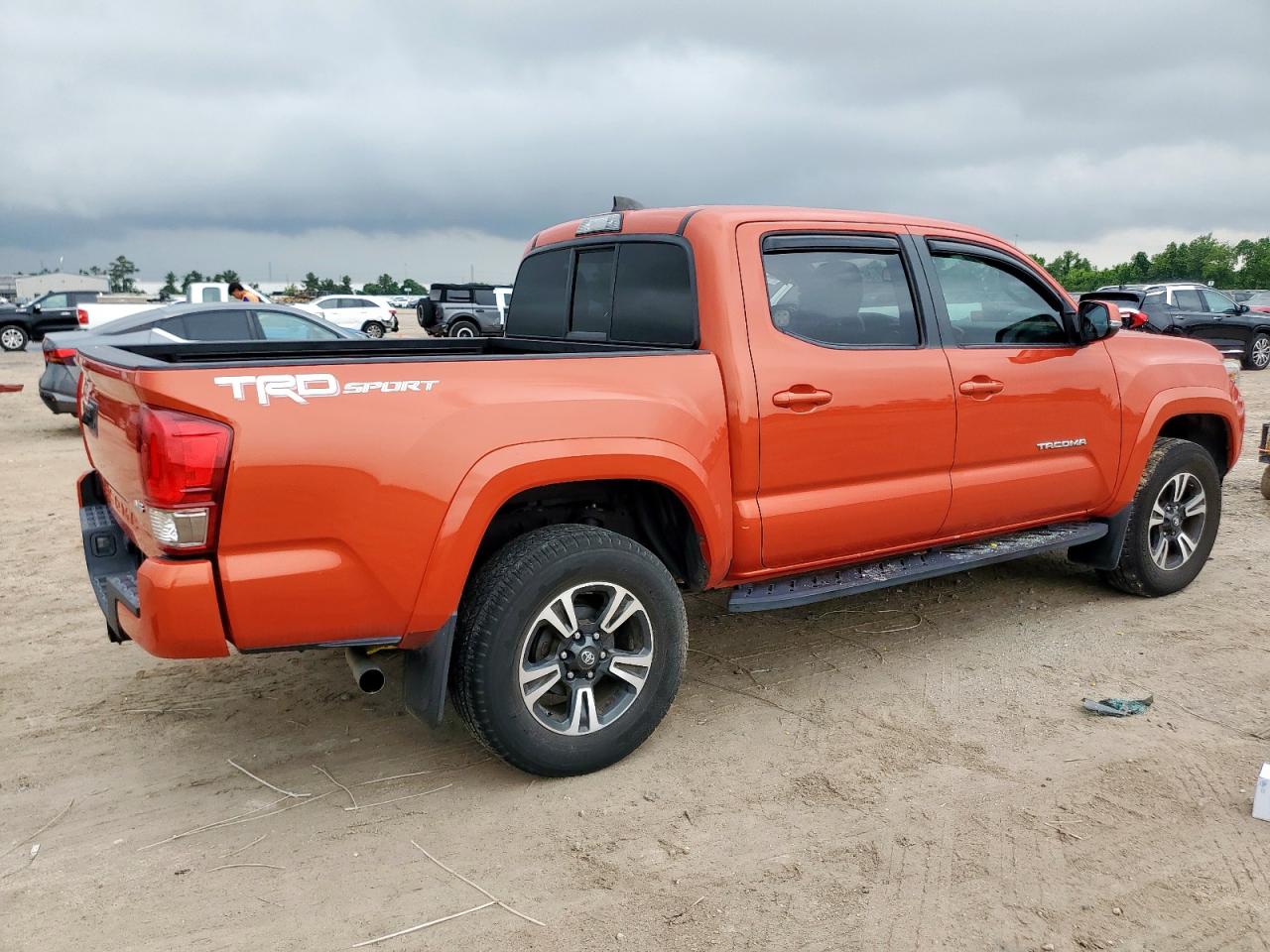TOYOTA TACOMA DOUBLE CAB