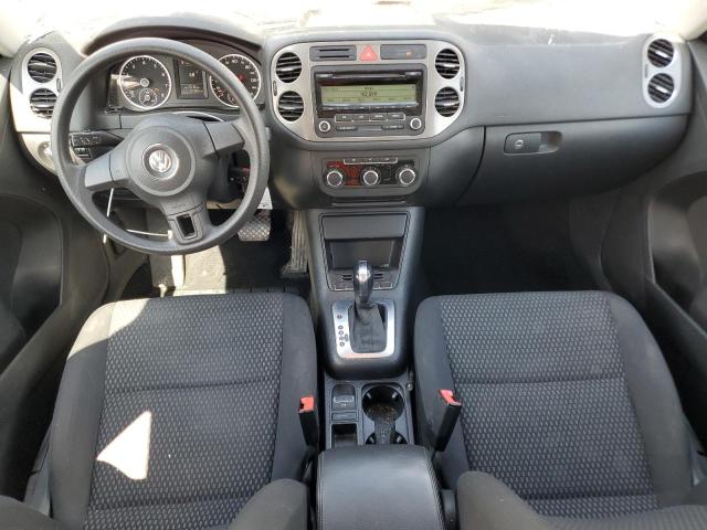 2011 VOLKSWAGEN TIGUAN S - WVGBV7AX9BW534172