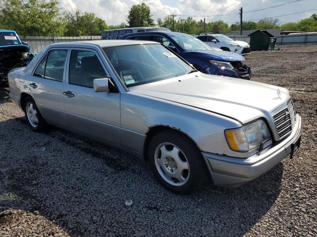 Vin: wdbea32e1sc228604, lot: 55938105, mercedes-benz e-class 320 base 19954
