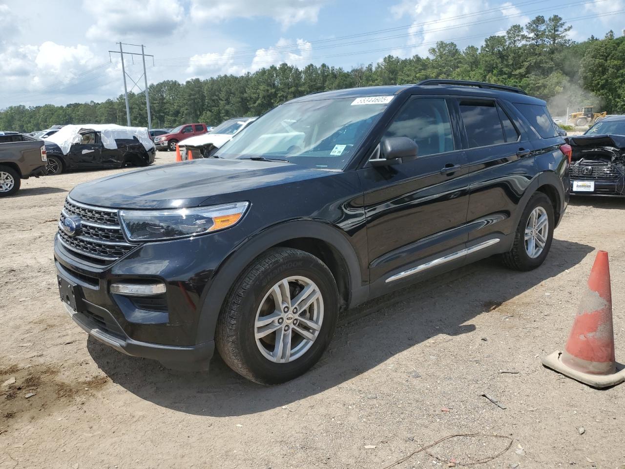 FORD EXPLORER 2021