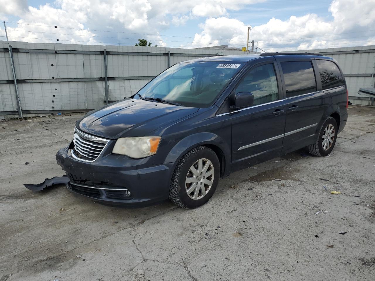 CHRYSLER TOWN & COUNTRY TOURING