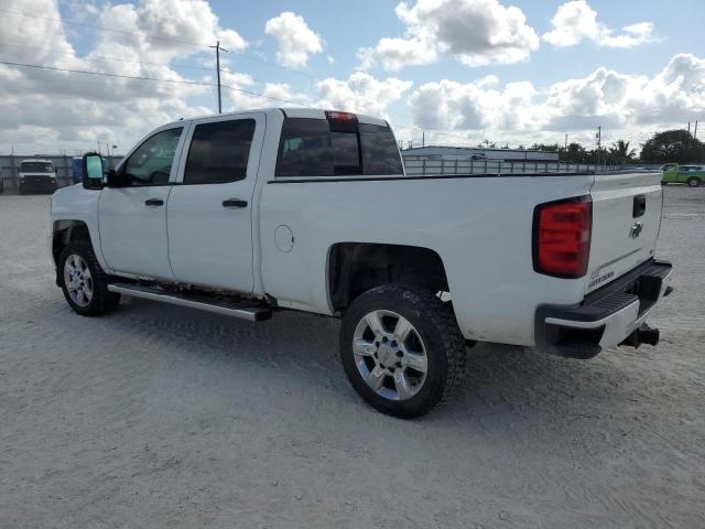 CHEVROLET SILVERADO 2016 white crew pic diesel 1GC1KWE84GF188335 photo #3