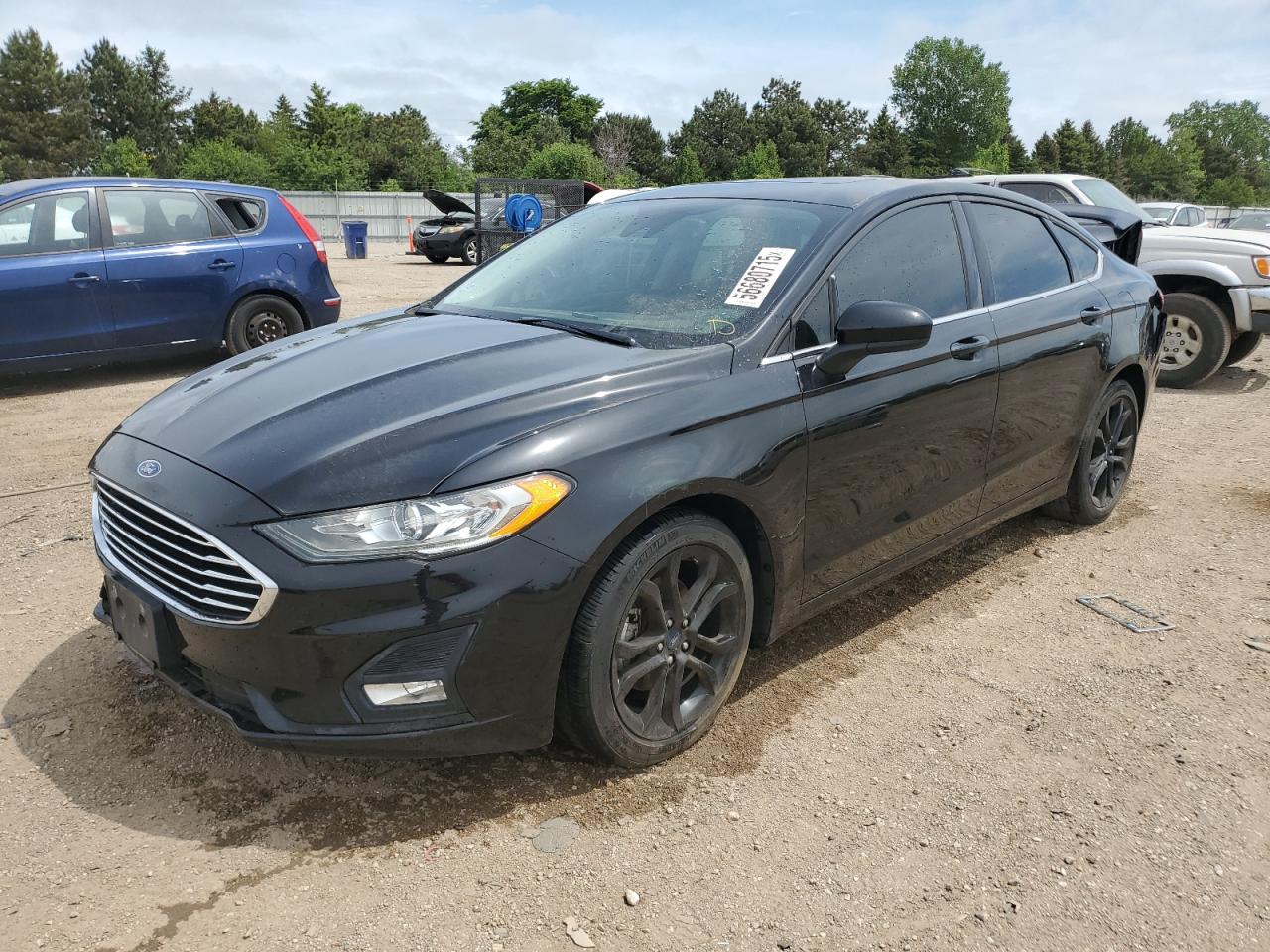 FORD FUSION SE