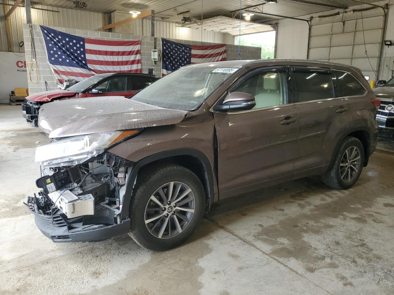 TOYOTA HIGHLANDER SE