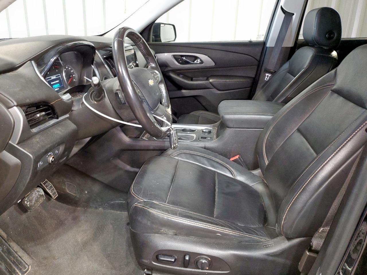 CHEVROLET TRAVERSE LT