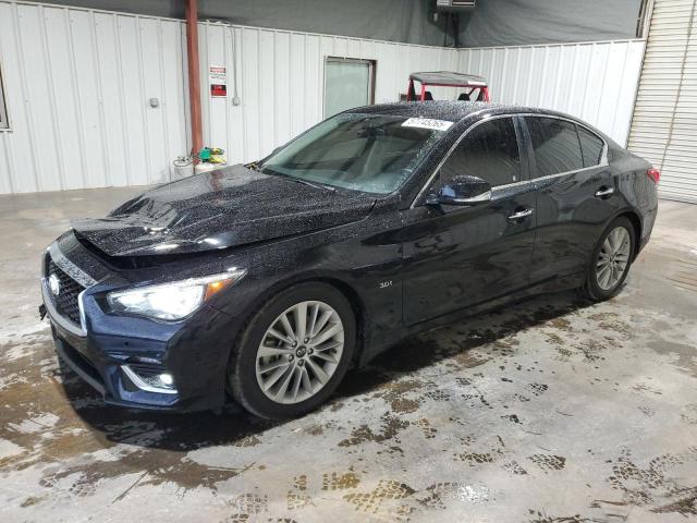 INFINITI Q50 LUXE