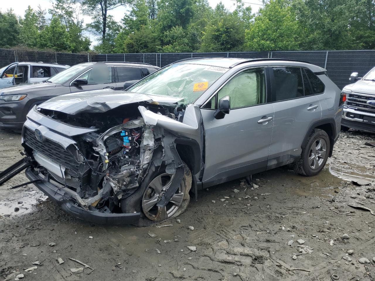 TOYOTA RAV4 LE
