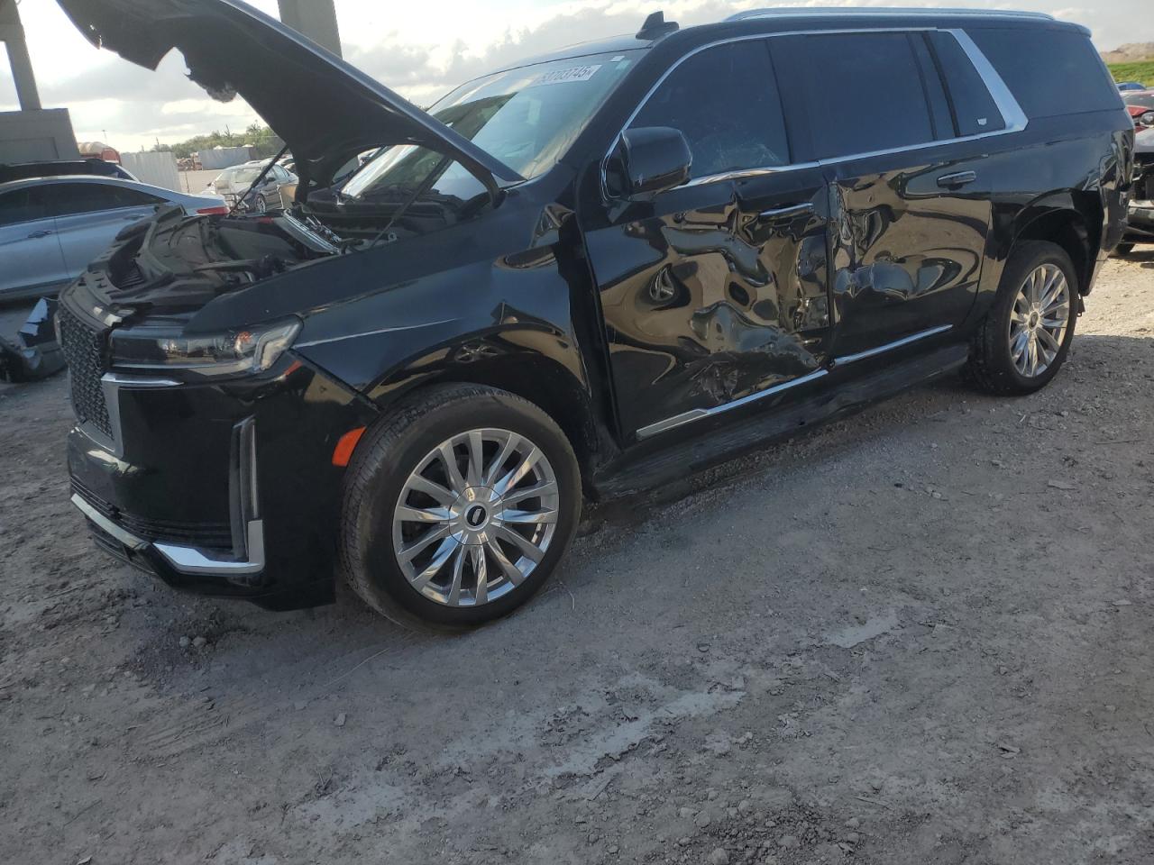 CADILLAC ESCALADE ESV PREMIUM LUXURY