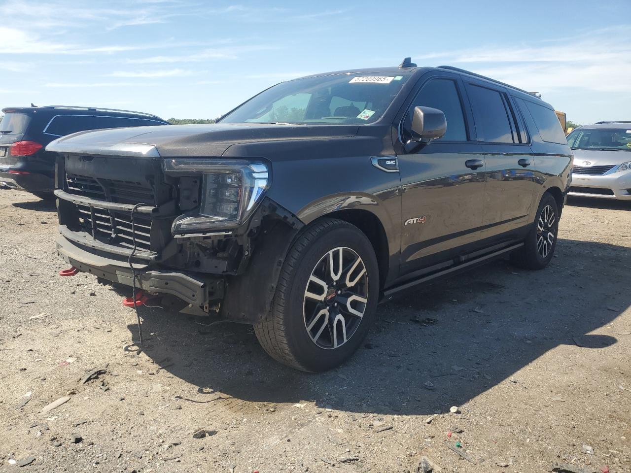 GMC YUKON K1500 AT4
