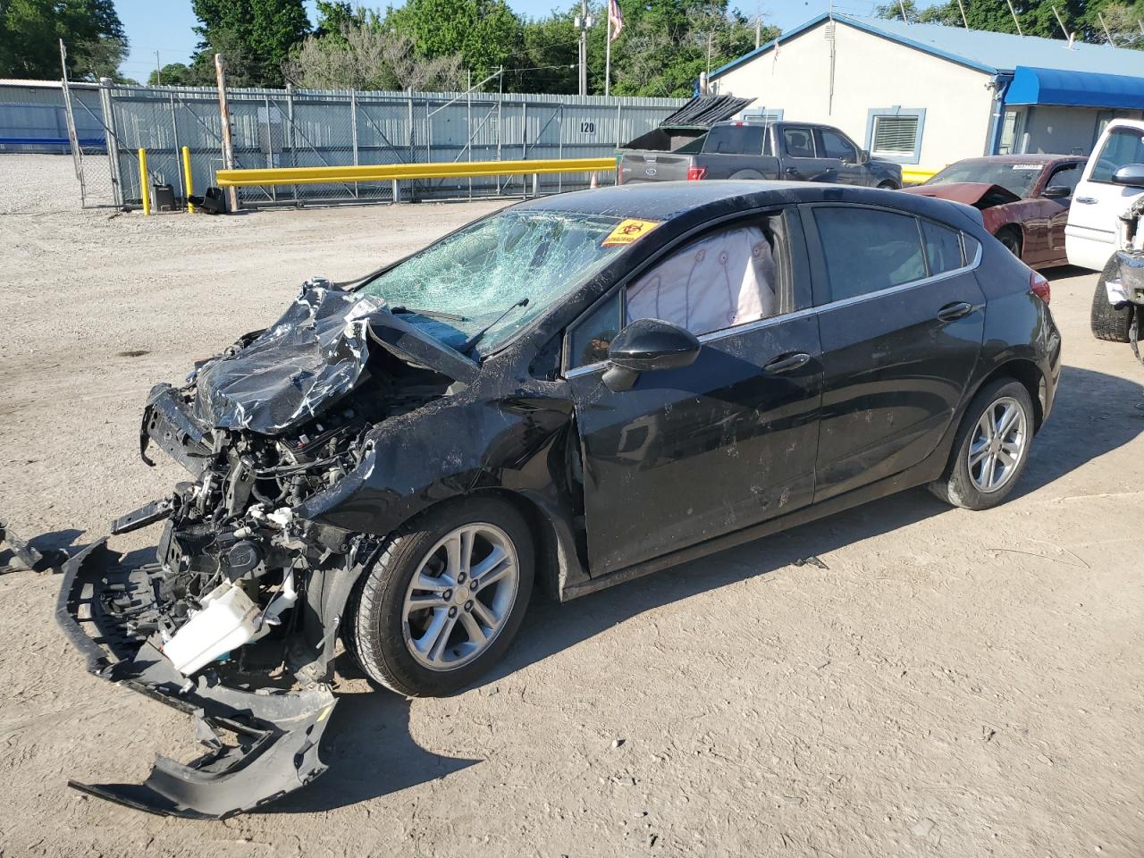 CHEVROLET CRUZE LT