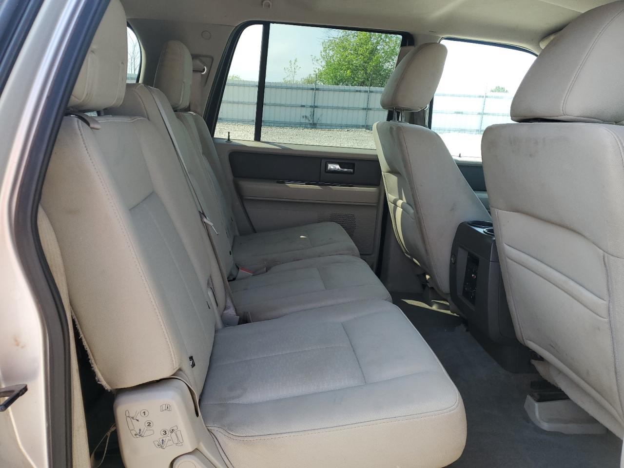 FORD EXPEDITION EL XL