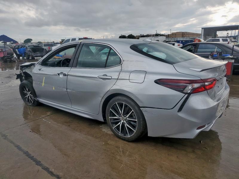 Vin: 4t1g11ak6nu003482, lot: 54849995, toyota camry se 20222