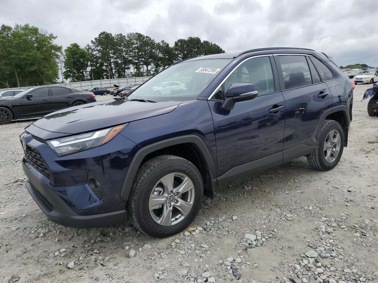 TOYOTA RAV4 XLE