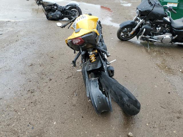 2025 TRIUMPH MOTORCYCLE STREET TRI SMTA614K8STBZ3802