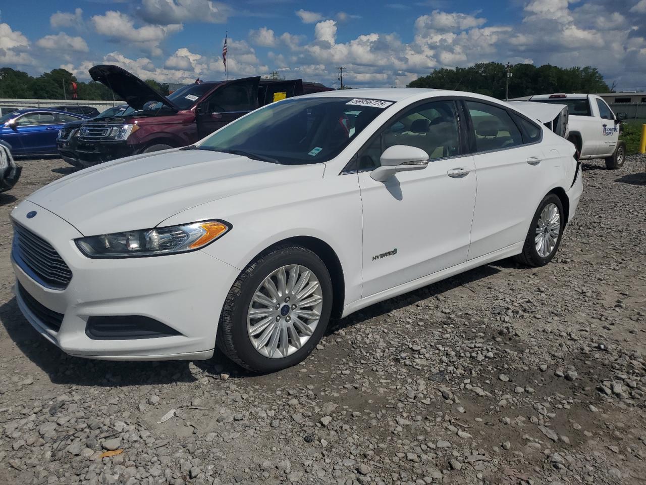 FORD FUSION SE HYBRID