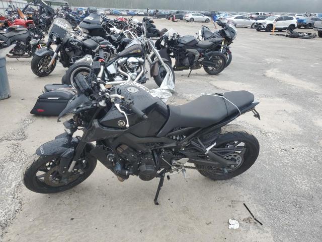 YAMAHA MT09 2019 JYARN53E5KA004678 photo #4