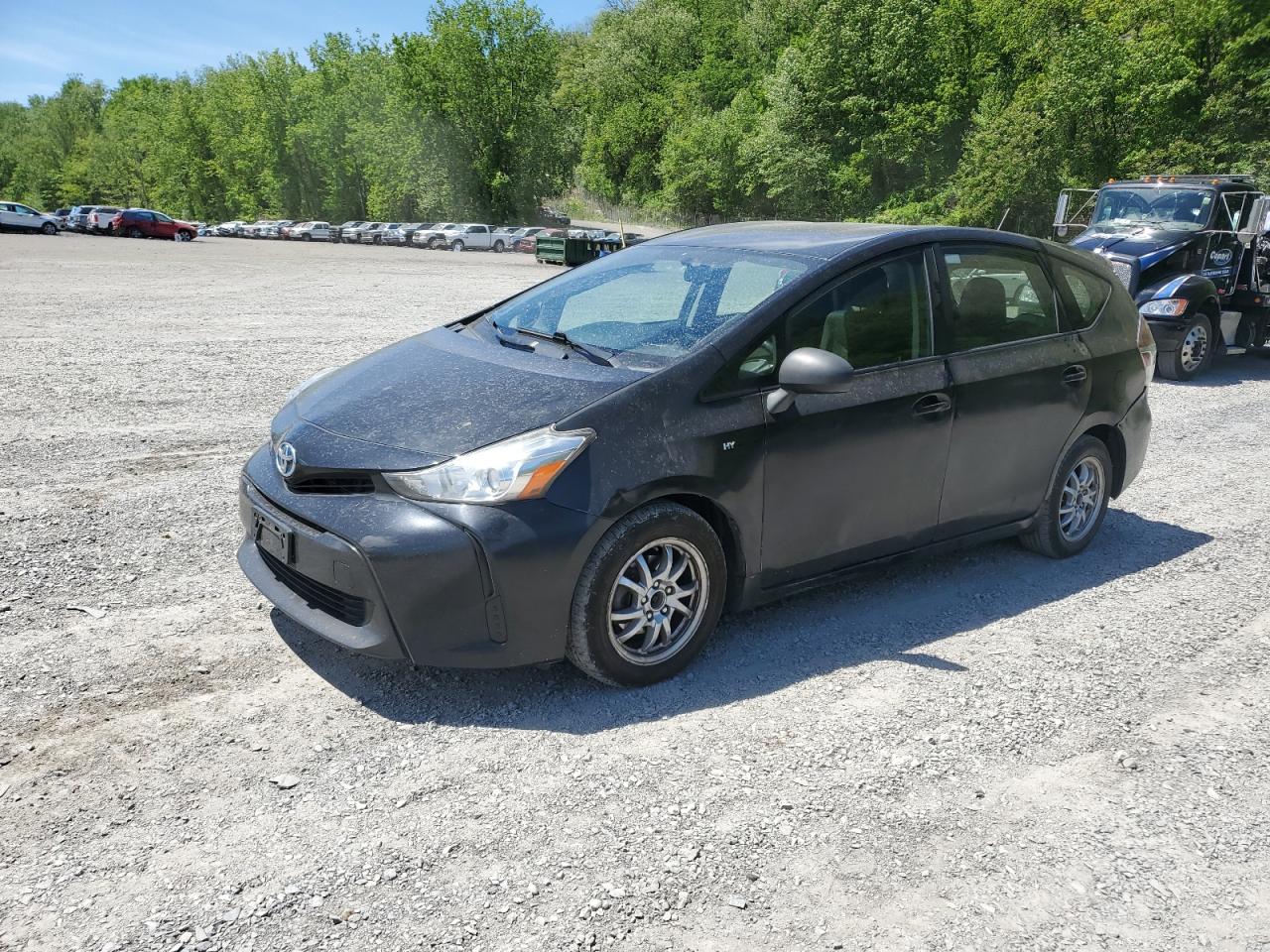 TOYOTA PRIUS V