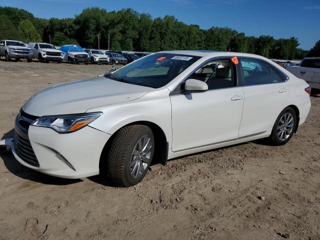 TOYOTA CAMRY XSE