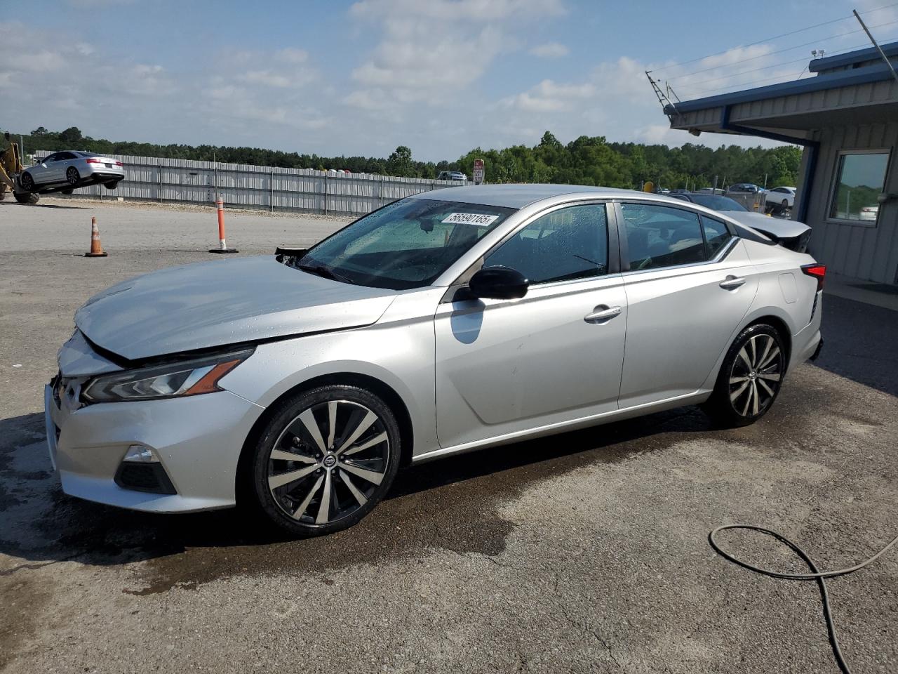 NISSAN ALTIMA SR
