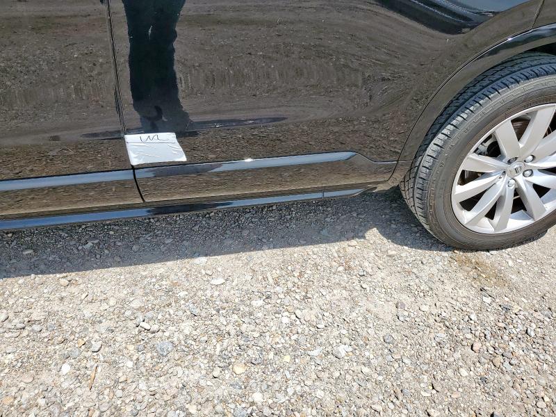 2017 VOLVO XC90 T5 - YV4102XK2H1117766